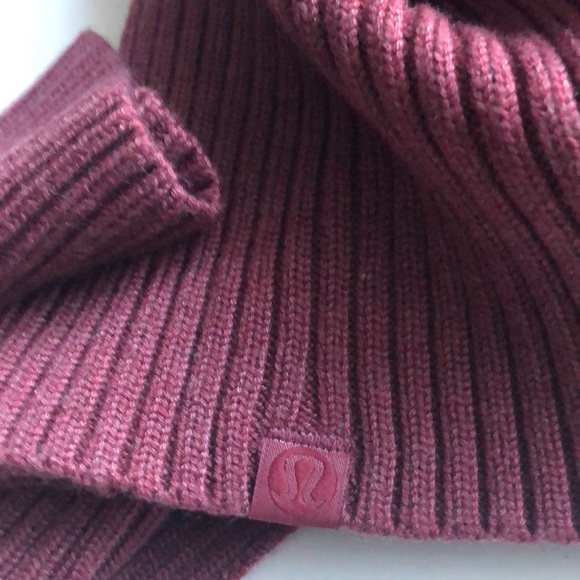 Lululemon Sweater - Picture 6 of 9